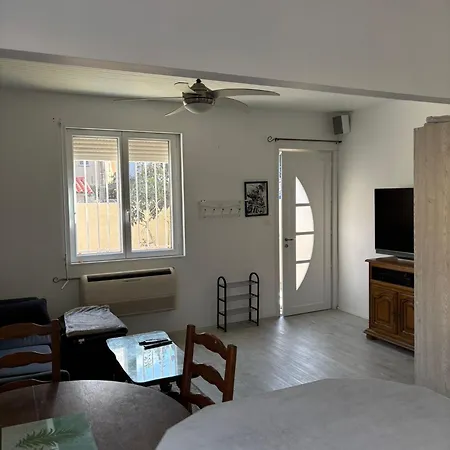 Prázdninový dům Charmante Maison Avec Jardin Proche Du Centre De Perpignan